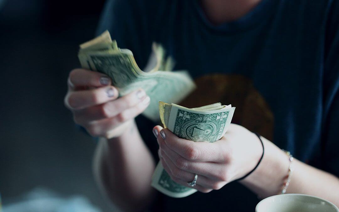 Thinking of Divorce: Who Pays For Divorce in Arkansas?